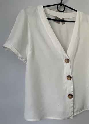 Блуза asos белая вырез короткий рукав минимализм размер м пуговицы9 фото