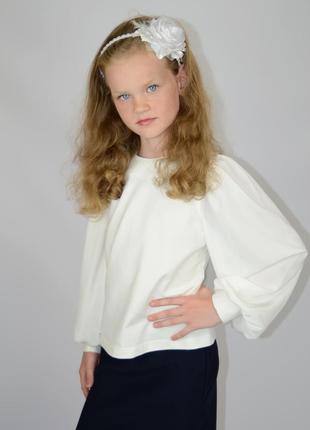 Блуза з об'ємними рукавами suzie ніжно-молочного кольору 116-134 розмір