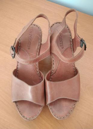 Шкіряні босоножки ten points