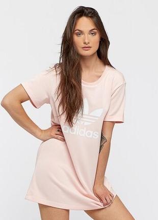 Шикарне спортивне плаття- футболка ніжного персикового кольору