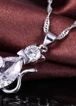 Кулон на цепочке liresmina jewelry серебряная кошечка с большими белым и розовым фианитами 3.0 см серебристый2 фото