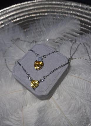 Підвіска сердечко на ланцюжку.