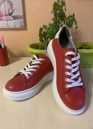 Кроссовки кеды слипоны