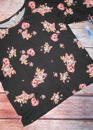 Оригиналиный блузон с ярким цветочным принтом