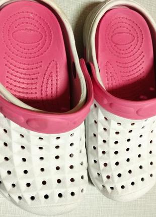 Кроксы для девочки.