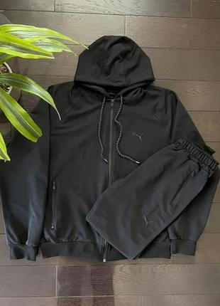 Мужской спортивный костюм