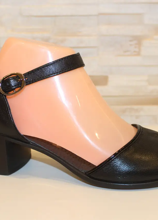 Босоніжки жіночі чорні на невеликому підборі натуральна шкіра б1168