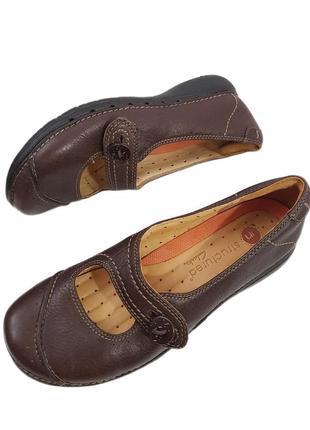 Ортопедические кожаные туфли structured clarks1 фото