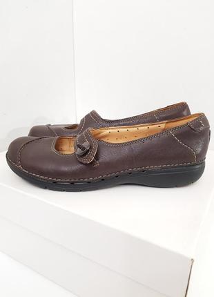 Ортопедические кожаные туфли structured clarks5 фото