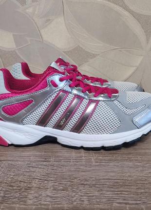 Жіночі кросівки для бігу adidas size 41/26.5