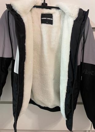 Куртка бомбер от tally weijl