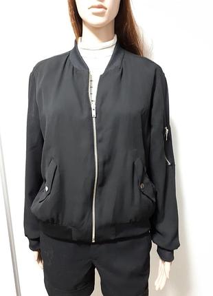 Бомбер від zara