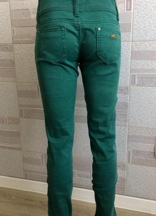 Яркие джинсы3 фото