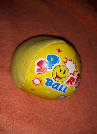 Sports ball мячик мяч для игр мягкий играть жёлтый ребёнку детям