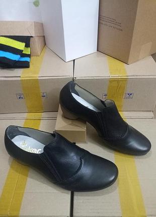 Жіночі туфлі на підборах (шкіра, німеччина)