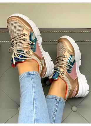 Яркие топ кроссовки в наличии!