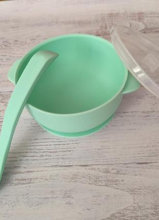 Силіконовий посуд для дітей  посуд для годування тарілочка із кришкою + ложка глибока силіконова тарілочка6 фото