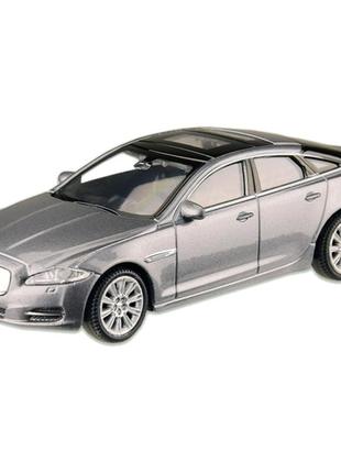 Машина металлическая jaguar xj "welly" 44040cw масштаб 1:43 (серый)