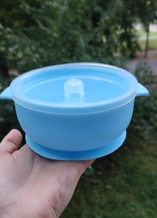 Силіконовий посуд для дітей  посуд для годування  нагрудник з принтом, тарілочка із кришкою + ложка5 фото