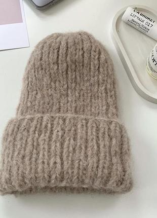 Тепла шапка з вовни альпака