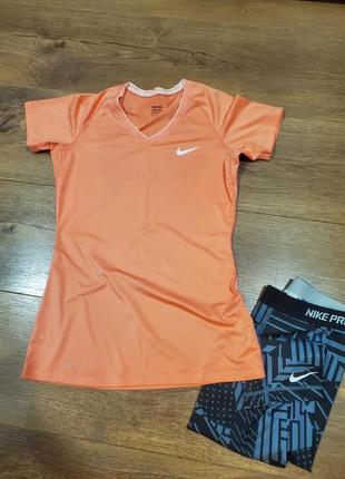 Футболка nike pro
