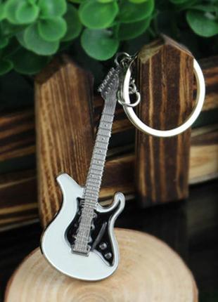 Брелок значок гитара3 фото