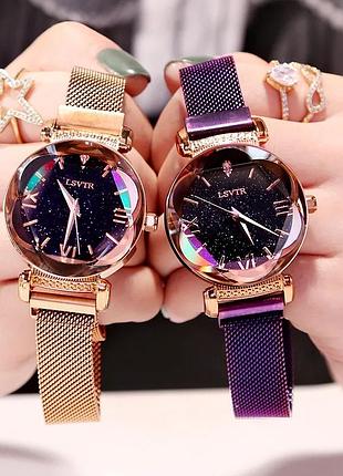 Топовие часы на магнитном замке