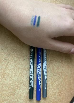 Набор косметики (можно приобрести и отдельно)