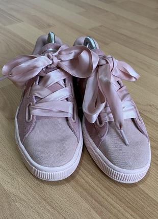 Женские кроссовки puma suede heart pebble2 фото