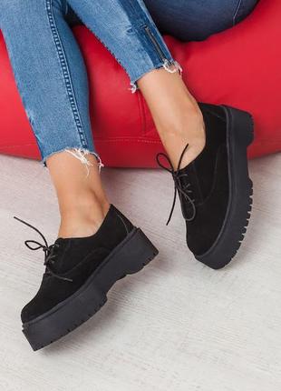 Стильные замшевые женские деми туфли на платформе doktor в наличии и под отшив💙💛🏆3 фото