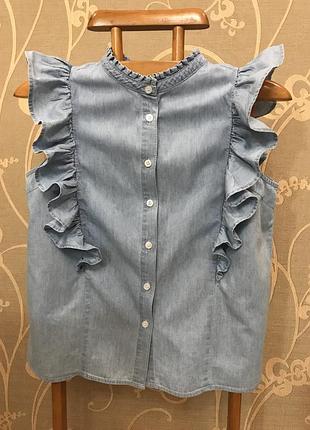 Огромный выбор красивых блуз и рубашек.