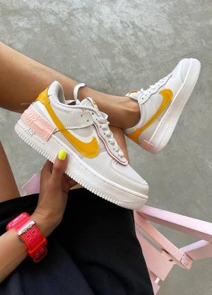 Кроссовки женские nike air force 1 shadow "light grey/ yellow”1 фото