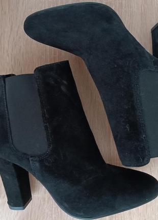 Замшеві чобітки, чоботи, ботинки, челсі на каблуку esmara3 фото