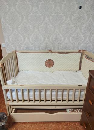 Дитяче ліжечко