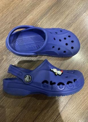 Босоножки crocs