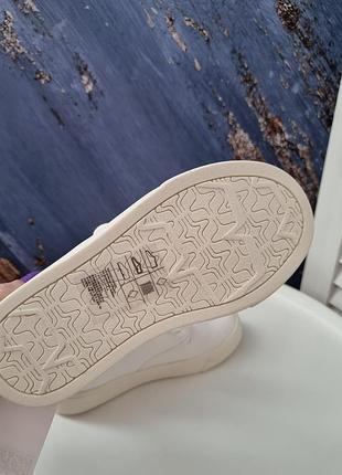 Кроссовки 7