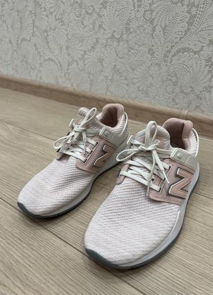 New balance кроссовки (40,5р-26см) оригинал. носила 1 раз2 фото