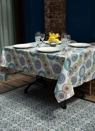 Скатертина вологовідштовхуюча