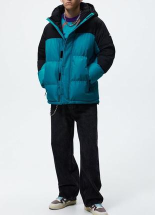 Чоловіча зимова куртка zara з кольоровими блоками2 фото