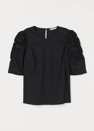 Не дорогого оригинальная хлопковая с короткими рукавами, прямая черная блузка бренда h&amp;m2 фото