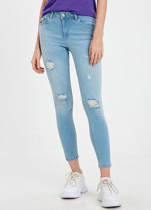 Джинси скини