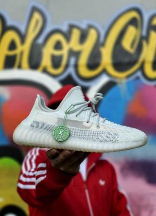 Женские кроссовки adidas yeezy 350 v2 cloud white mint / smb