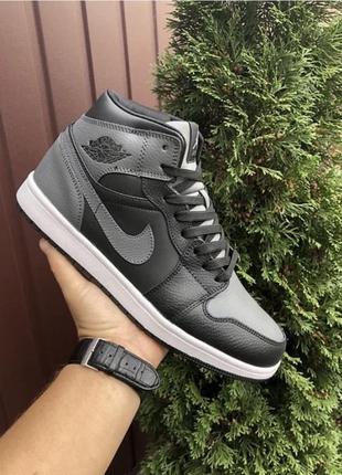 Кроссовки мужские nike air jordan 1 retro high black grey white1 фото