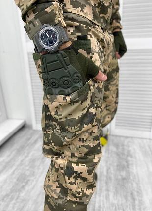 Армійський костюм