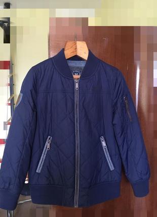 Весняна куртка, прошита, якісна. c&a