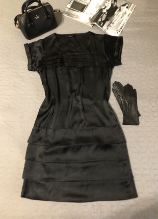 Атласное маленькое черное платье в стиле chanel от vero moda, р. м-l, очень хорошее состояние