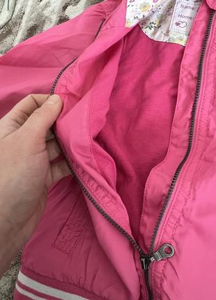 Стильный розовый бомпер. короткая куртка с резинкой. весенняя куртка ветровка для девочки. весенняя куртка с капюшоном. малиновый бомпер4 фото