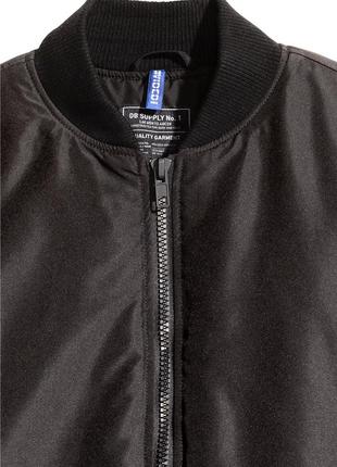 Оригинальная утепленная куртка-бомбер от бренда h&m разм. xs3 фото