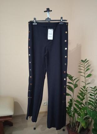 Zara широкі брюки с золотистими пуговками3 фото