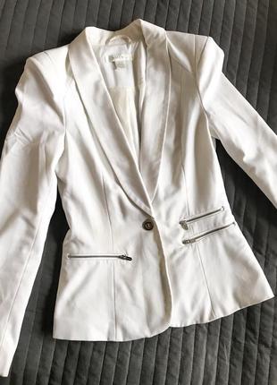 Стильний піджачок